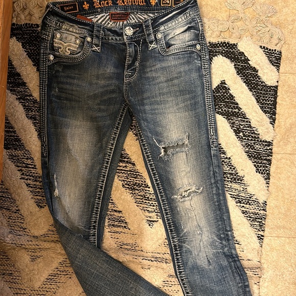 Reposhed Rock Revival - Picture 2 of 4